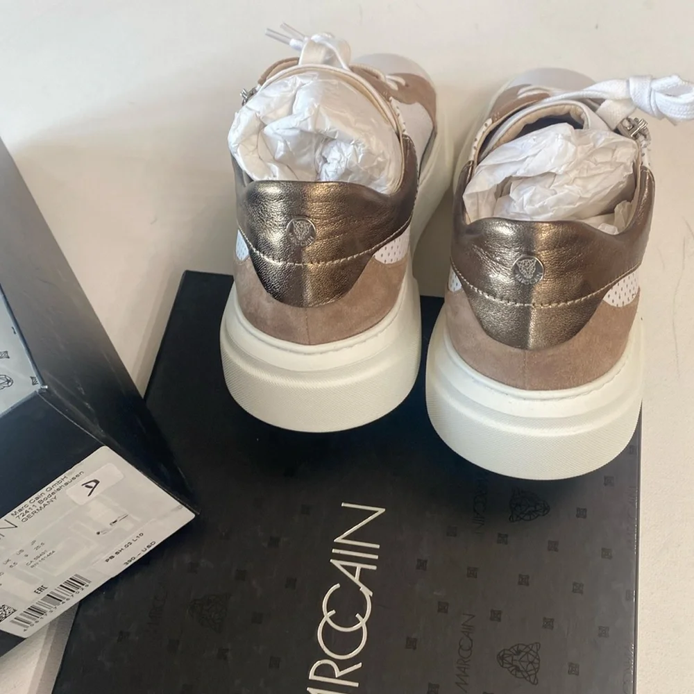(LGSF) Marc Cain Article Sneaker Suede & Metallic Gold trim, Size 9, New in Box
